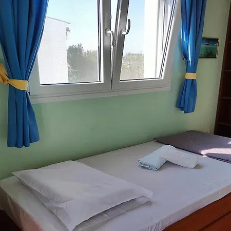Sea View Maisonette, 200m From Trikorfo Villa *
